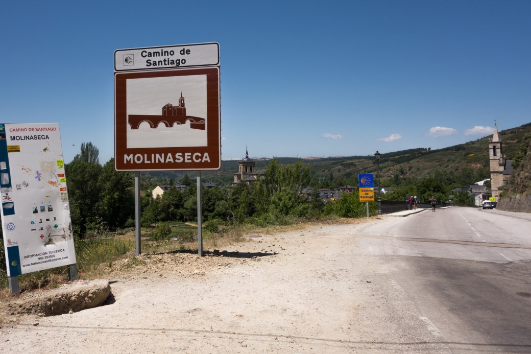 sign molinaseca